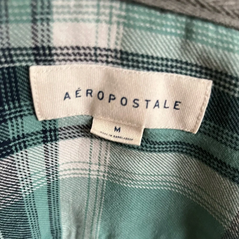 Aeropostale Long Sleeve Plaid Hooded Flannel Shirt Size M